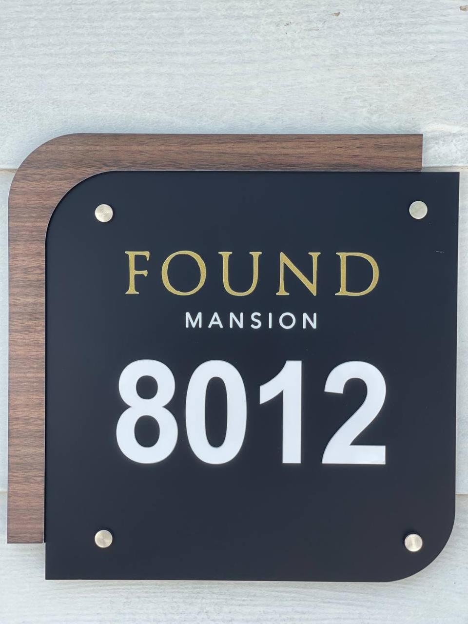 Found Mansion Hotel Pantai Cenang  Bagian luar foto