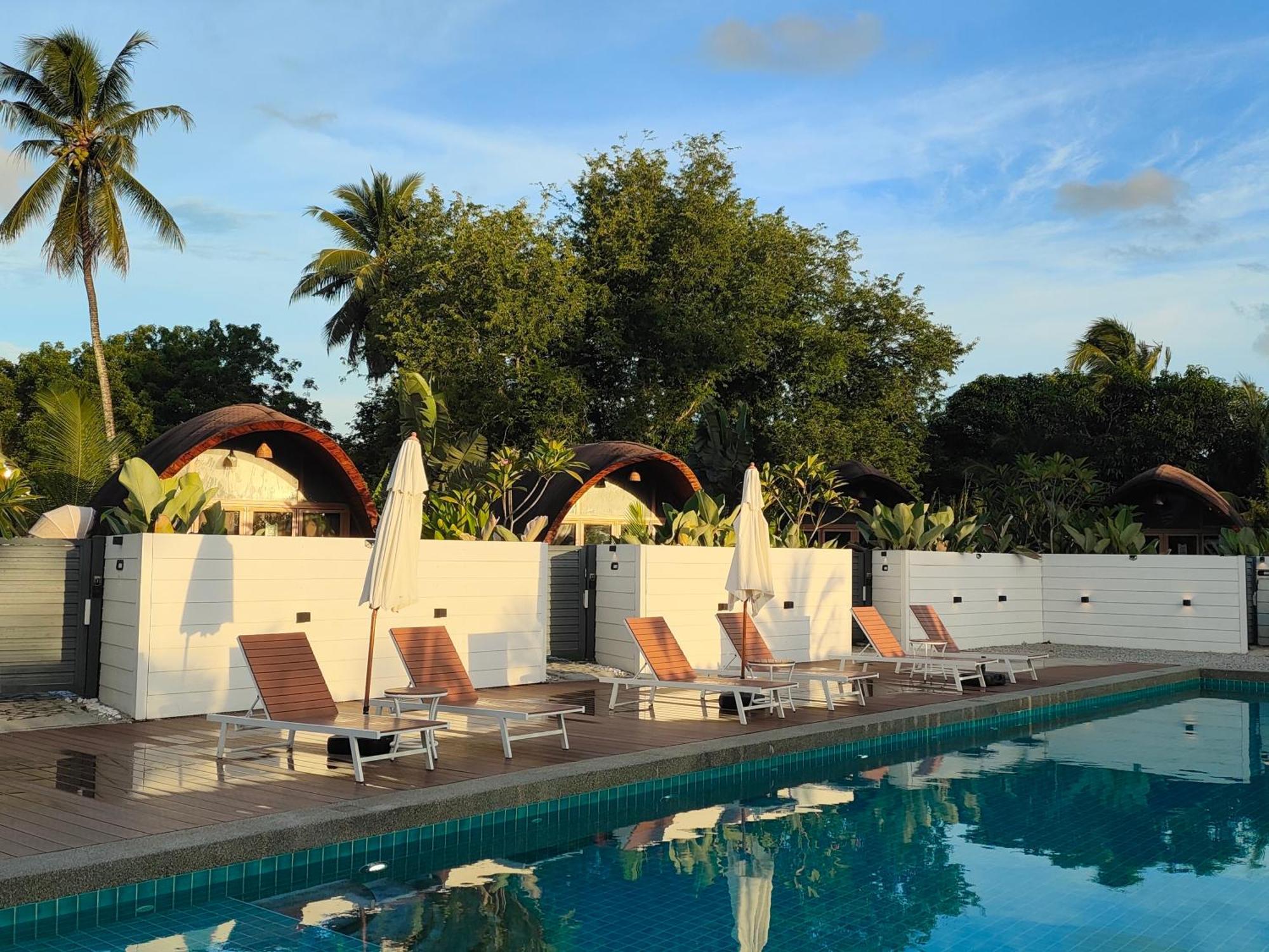 Found Mansion Hotel Pantai Cenang  Bagian luar foto