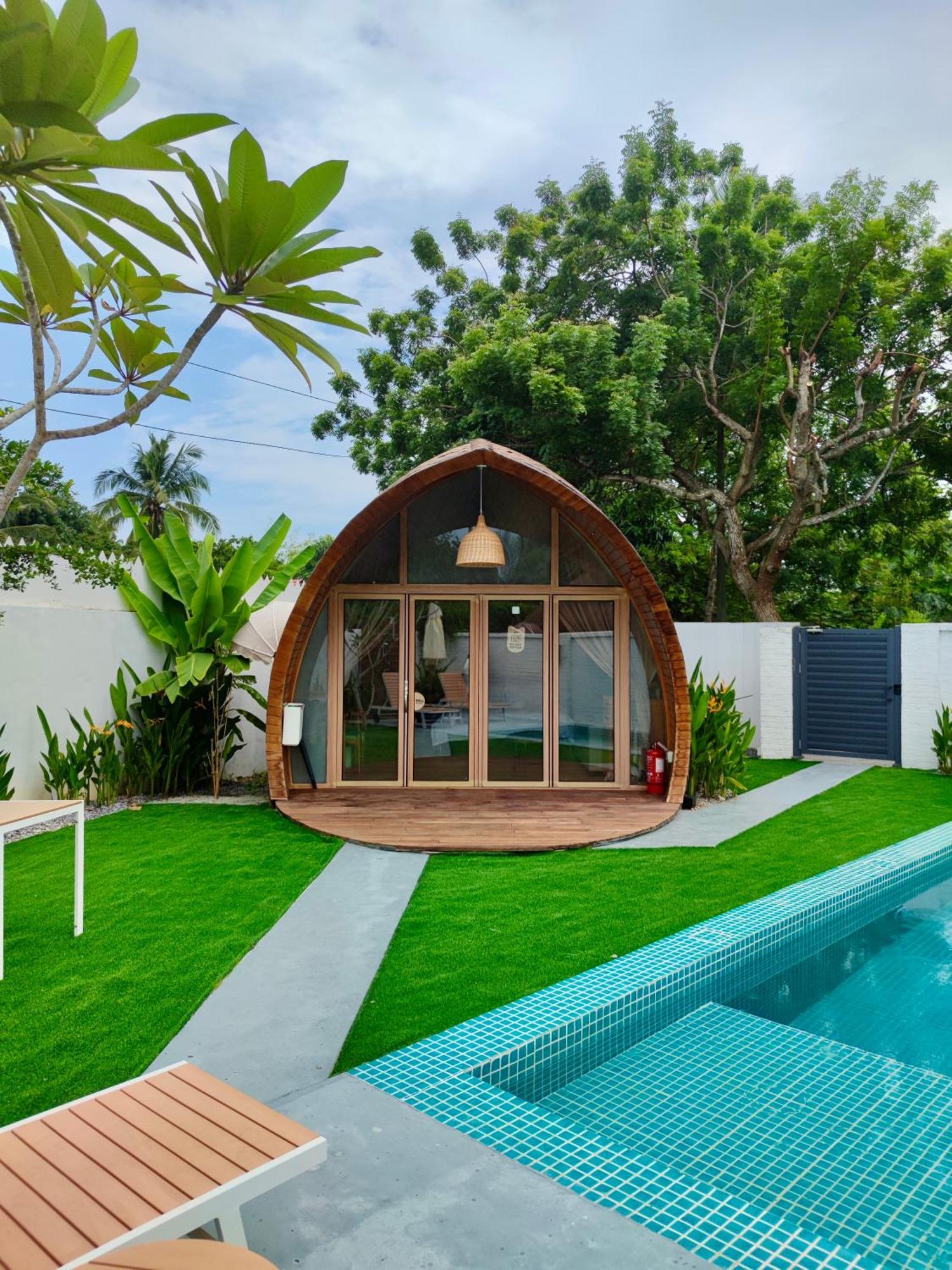 Found Mansion Hotel Pantai Cenang  Bagian luar foto