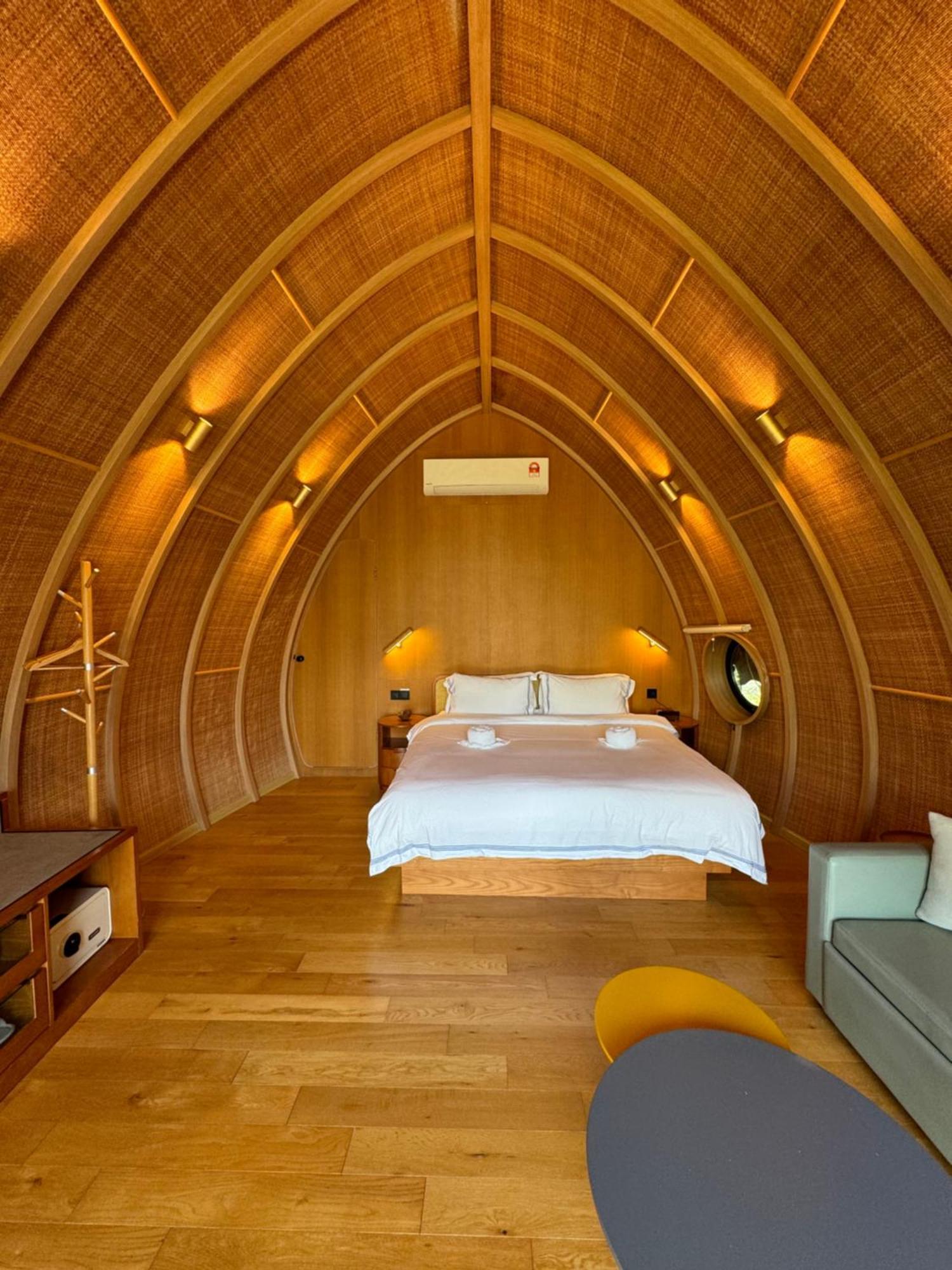 Found Mansion Hotel Pantai Cenang  Bagian luar foto