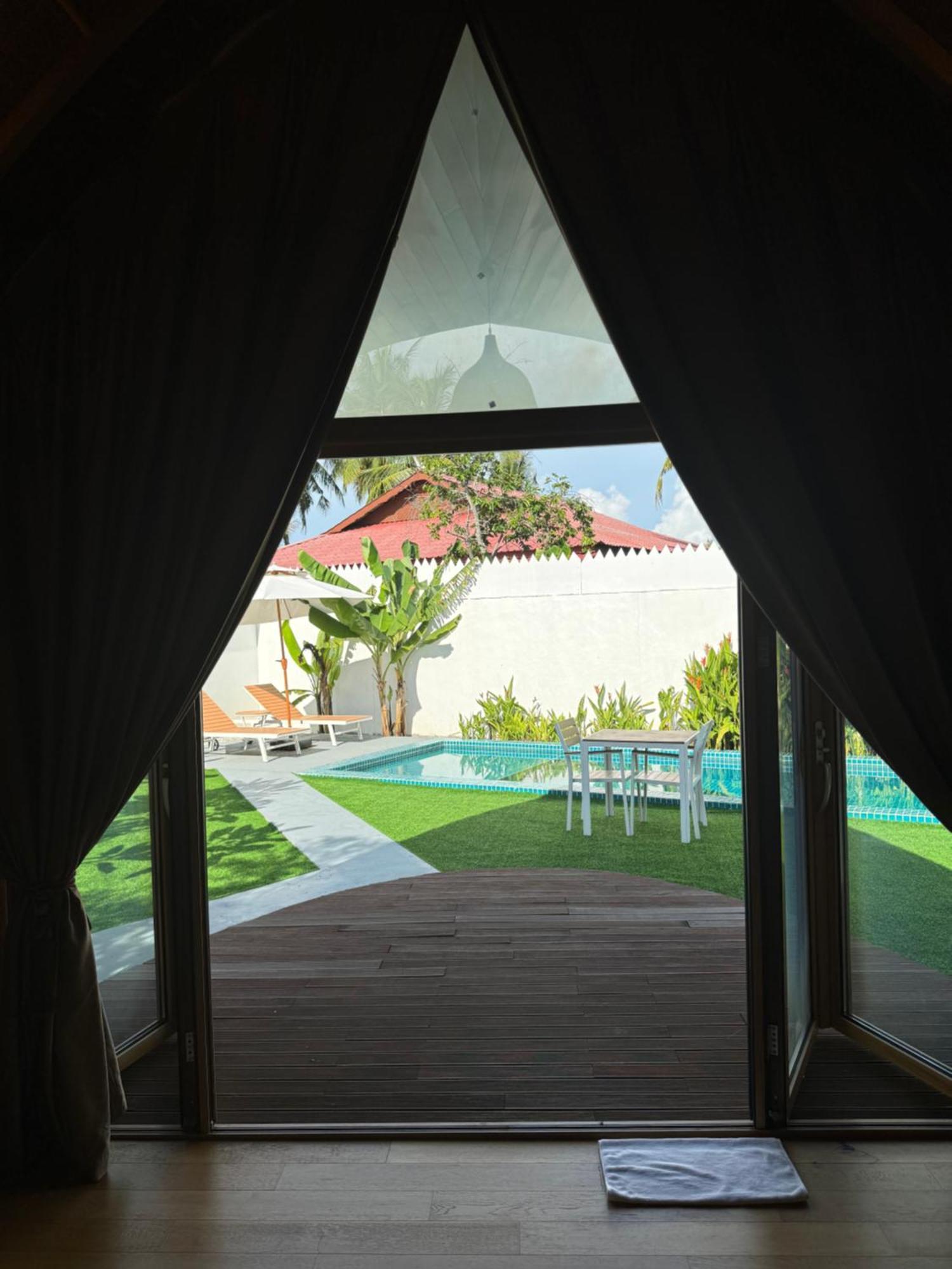 Found Mansion Hotel Pantai Cenang  Bagian luar foto